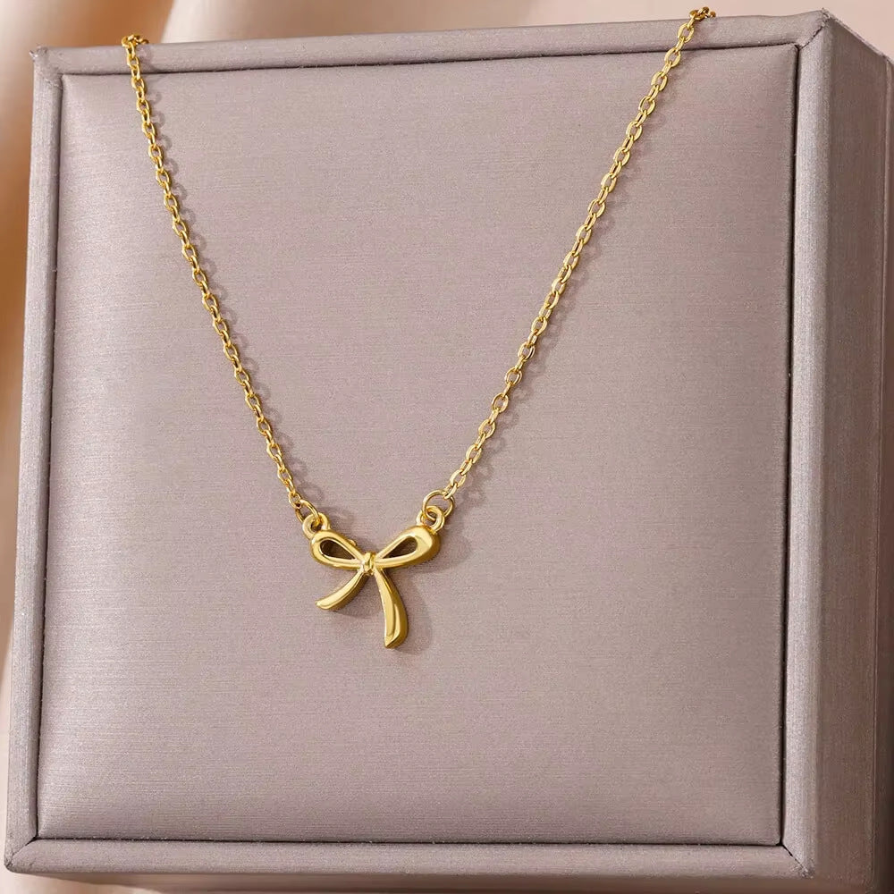 European And American New Birthday Stone SUNFLOWER Pendant Necklace Imitation Pearl Shell Reel Chain Gold Stainless Steel Clavicle Chain
